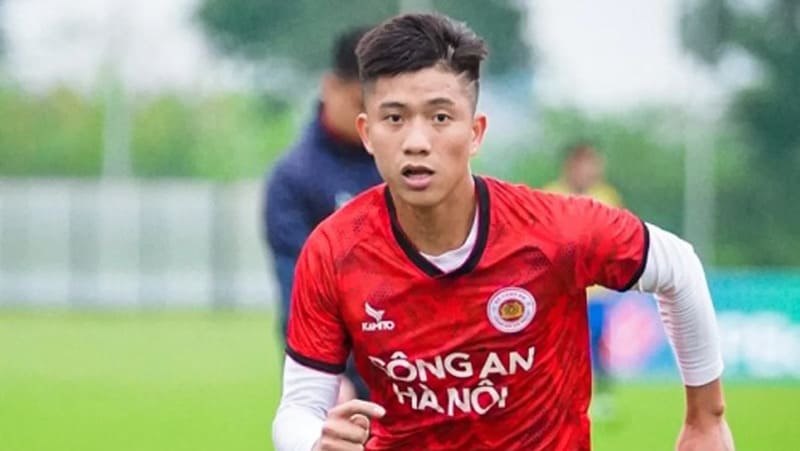 Chân dung chàng cầu thủ tài năng Phan Văn Đức