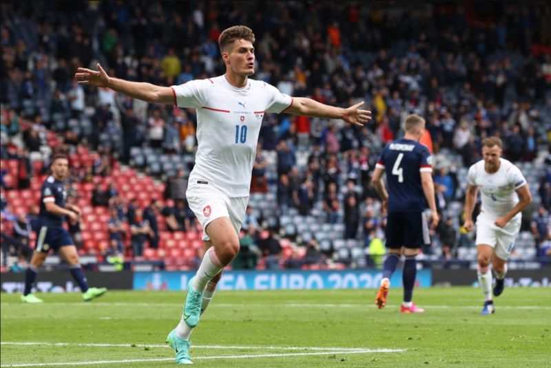 Bàn thắng vào lưới Scotland tại EURO 2020 của Schick đi vào lịch sử  