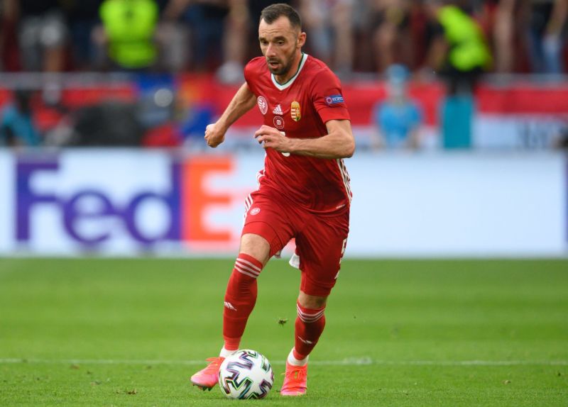 Attila Fiola là hậu vệ kỳ cựu của đội tuyển Hungary với lối chơi chắc chắn và tinh thần thép