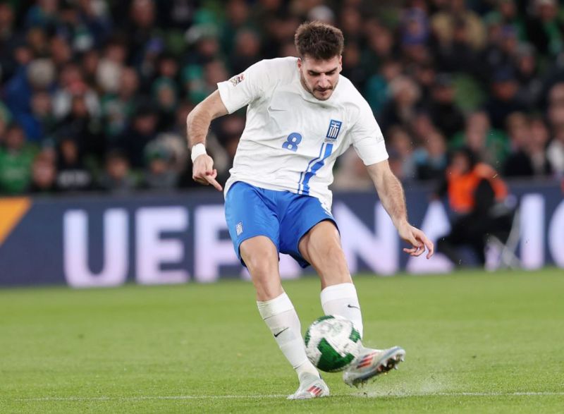 Gia nhập Panathinaikos, nhanh chóng chứng tỏ tài năng săn bà